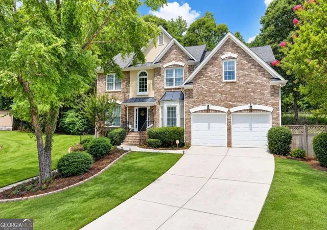 Photo 1 of Single family home for sale at 3270 Royal Crk Way Sw, Lilburn, GA 30047 | MLS# 10850155 | Listing updated on 2026-10-05