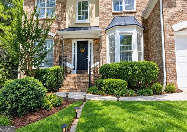 Photo 4 of Single family home for sale at 3270 Royal Crk Way SW, Lilburn, GA 30047 | MLS# 10850155 | Listing updated on 2026-10-05