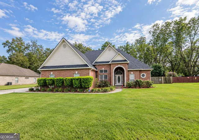 Photo 1 of Single family home for sale at 2007 Melrose Pl, Kathleen, GA 31047 | MLS# 10851853 | Listing updated on 2026-10-09