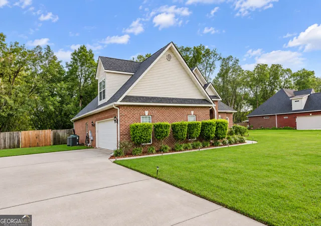 Photo 2 of Single family home for sale at 2007 Melrose Pl, Kathleen, GA 31047 | MLS# 10851853 | Listing updated on 2026-10-09