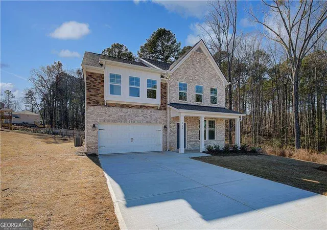 Photo 3 of Single family home for sale at 163 Dalston Cvs, Stockbridge, GA 30281 | MLS# 10837642 | Listing updated on 2026-09-17