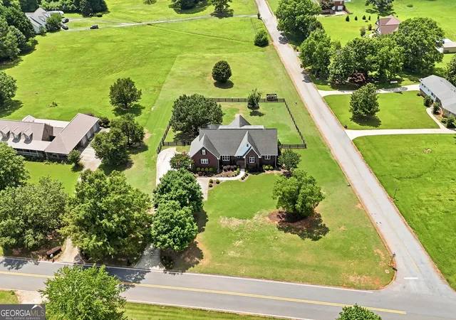 Photo 64 of Single family home for sale at 1601 Beville Dr, Griffin, GA 30224 | MLS# 10806260 | Listing updated on 2026-09-08