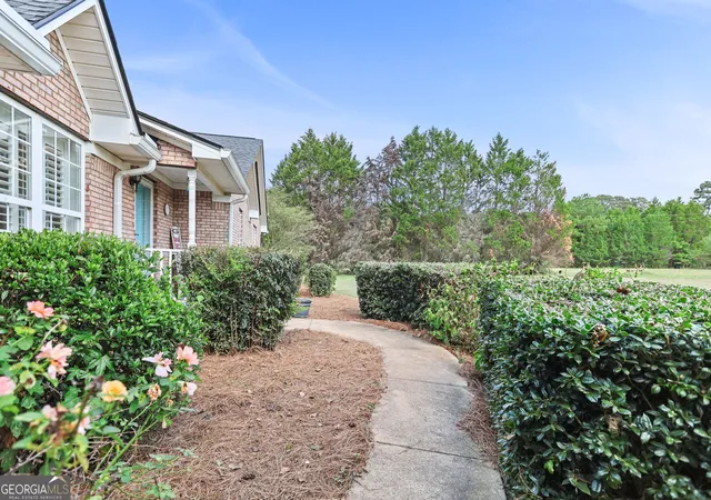 Photo 4 of Single family home for sale at 448 Minter Dr, Hampton, GA 30228 | MLS# 10841086 | Listing updated on 2026-09-16