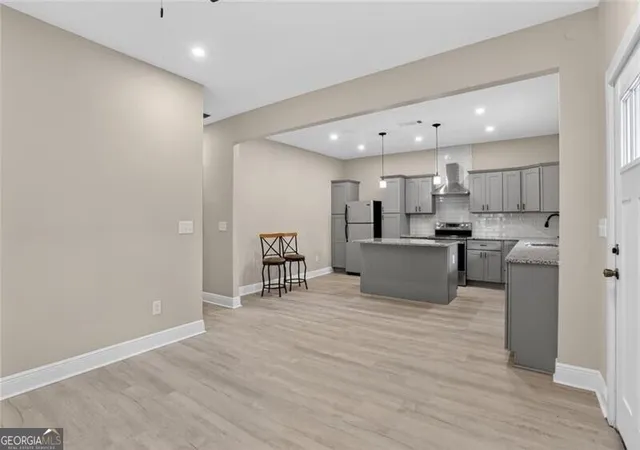 Photo 3 of Single family home for sale at 607 E Solomon St, Griffin, GA 30223 | MLS# 10837035 | Listing updated on 2026-09-15