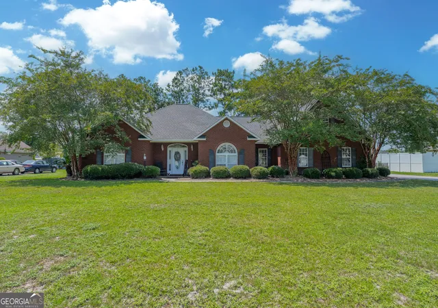 Photo 1 of Single family home for sale at 851 Carriage Ln, Waycross, GA 31503 | MLS# 10649615 | Listing updated on 2026-09-01