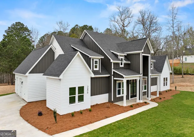 Photo 2 of Single family home for sale at 246 S Smith Rd, Lagrange, GA 30241 | MLS# 10839410 | Listing updated on 2026-09-17