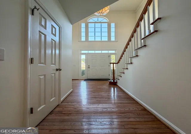 Photo 4 of Single family home for sale at 4020 Caddie Dr NW, Acworth, GA 30101 | MLS# 10879069 | Listing updated on 2026-10-29