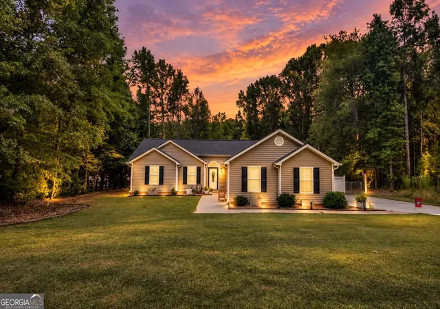 Photo 1 of Single family home for sale at 295 Hayward Bishop Way, Senoia, GA 30276 | MLS# 10843734 | Listing updated on 2026-09-27