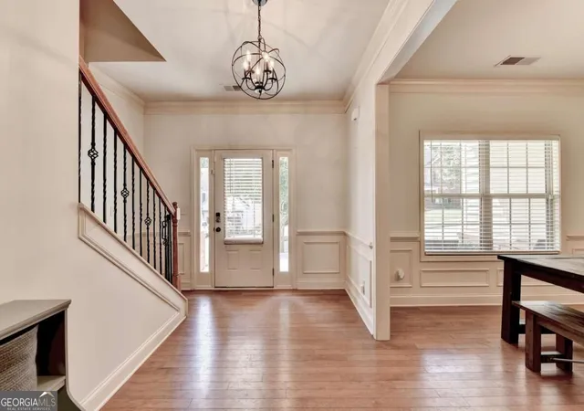 Photo 3 of Single family home for sale at 5691 Crest Hl Dr, Buford, GA 30518 | MLS# 10837991 | Listing updated on 2026-09-16