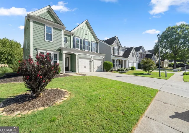 Photo 3 of Single family home for sale at 4010 Emerald Glade Ct, Cumming, GA 30040 | MLS# 10836586 | Listing updated on 2026-10-23