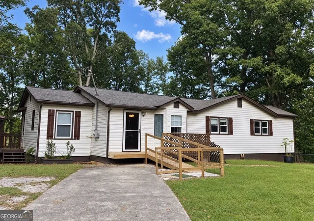Photo 1 of Single family home for sale at 802 Wesley Chapel Rd, Villa Rica, GA 30180 | MLS# 10848040 | Listing updated on 2026-10-06