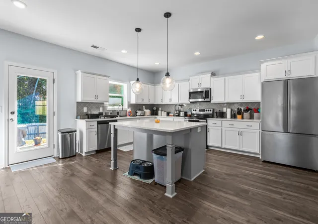Photo 4 of Single family home for sale at 141 Anita Blvd, Carrollton, GA 30117 | MLS# 10840763 | Listing updated on 2026-09-18