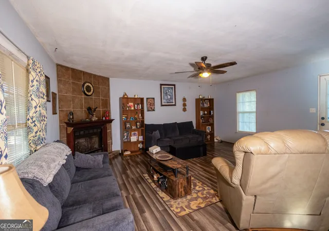 Photo 2 of Single family home for sale at 759 Bank's Rd, Carnesville, GA 30521 | MLS# 10875479 | Listing updated on 2026-10-26