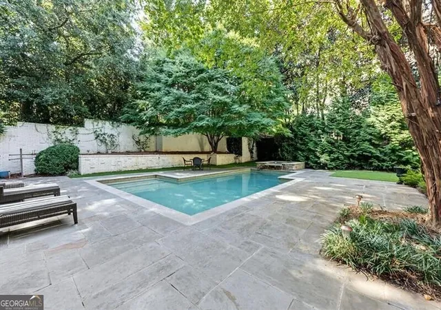 Photo 3 of Single family home for sale at 82 Blackland Rd Nw, Atlanta, GA 30342 | MLS# 10805086 | Listing updated on 2026-10-15