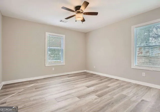 Photo 4 of Single family home for sale at 1385 Campbellton Rd SW, Atlanta, GA 30310 | MLS# 10849722 | Listing updated on 2026-10-30