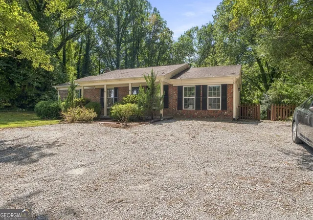Photo 2 of Single family home for sale at 1007 Us 76, Clayton, GA 30525 | MLS# 10846237 | Listing updated on 2026-09-30