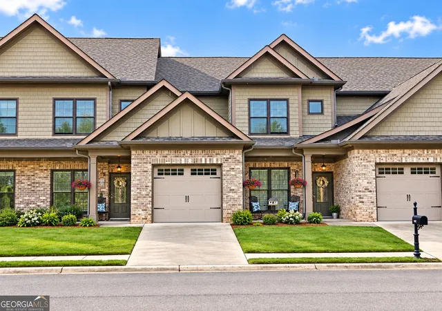 Photo 1 of Townhouse for sale at 1007 Alleppy Rd, Statham, GA 30666 | MLS# 10843251 | Listing updated on 2026-09-14