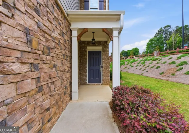 Photo 3 of Townhouse for sale at 1311 Park Ctr Cir, Austell, GA 30168 | MLS# 10780486 | Listing updated on 2026-09-11