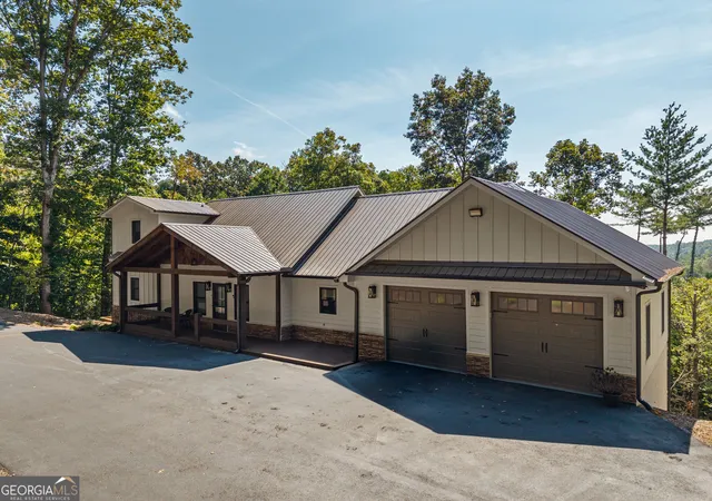 Photo 3 of Single family home for sale at 60 Weeks Ln, Ellijay, GA 30540 | MLS# 10849831 | Listing updated on 2026-10-04