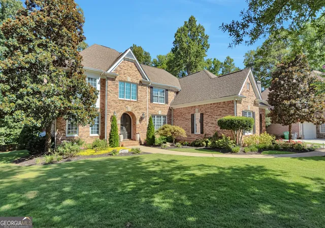 Photo 2 of Mansion for sale at 1421 Castlebrooke Way, Marietta, GA 30066 | MLS# 10845037 | Listing updated on 2026-09-26
