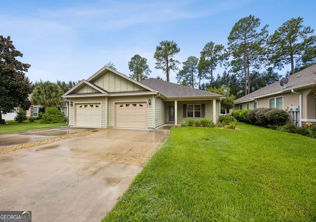 Photo 3 of Single family home for sale at 124 Brookshire Ct, Kingsland, GA 31548 | MLS# 10837160 | Listing updated on 2026-09-18