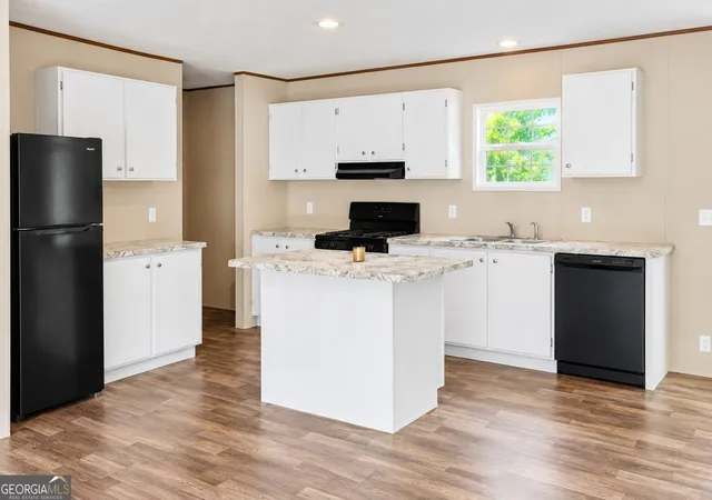 Photo 3 of Manufactured home for sale at 165 Little River Trl, Eatonton, GA 31024 | MLS# 10851710 | Listing updated on 2026-10-09