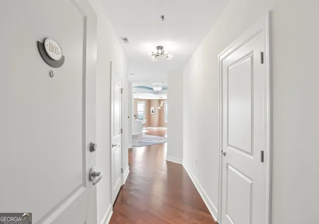 Photo 3 of Condo for sale at 325 E Paces Fry Rd Ne #1105, Atlanta, GA 30305 | MLS# 10848560 | Listing updated on 2026-10-07