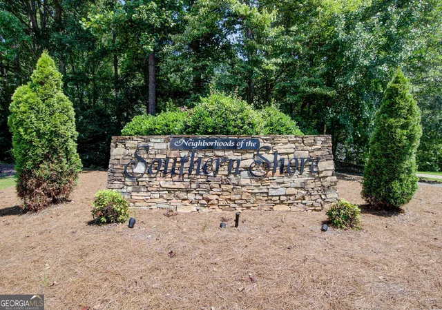 Photo 1 of Land for sale at 810 Southern Shore Dr, Peachtree City, GA 30269 | MLS# 10802652 | Listing updated on 2026-09-23