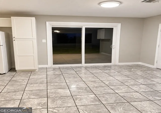 Photo 3 of Single family home for sale at 108 Lancelot Ct, Warner Robins, GA 31093 | MLS# 10850964 | Listing updated on 2026-09-24