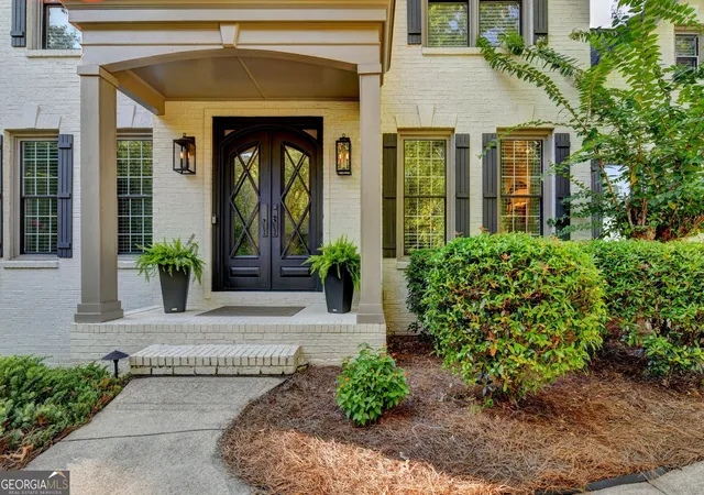 Photo 4 of Single family home for sale at 3505 Silver Vista Ct, Cumming, GA 30041 | MLS# 10841527 | Listing updated on 2026-09-09