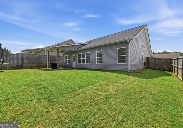 Photo 3 of Sale Pending at 385 Highland Pointe Dr, Alto, GA 30510 | MLS# 10844761 | Listing updated on 2026-10-06
