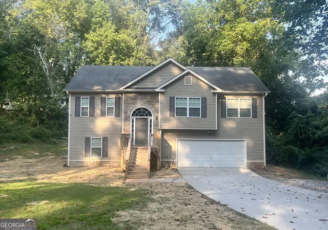 Photo 1 of Single family home for sale at 3986 King Dr, Douglasville, GA 30135 | MLS# 10842710 | Listing updated on 2026-09-28