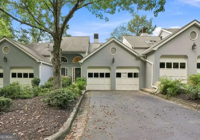 Photo 2 of Condo for sale at 3776 Ashford Lake Ct Ne, Brookhaven, GA 30319 | MLS# 10839907 | Listing updated on 2026-09-09