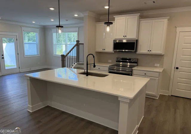 Photo 3 of Townhouse for sale at 4179 Millstone Park Ln, Gainesville, GA 30504 | MLS# 10712128 | Listing updated on 2026-09-24