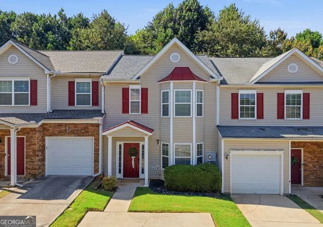 Photo 1 of Townhouse for sale at 5221 Timber Hills Dr, Oakwood, GA 30566 | MLS# 10835205 | Listing updated on 2026-09-17