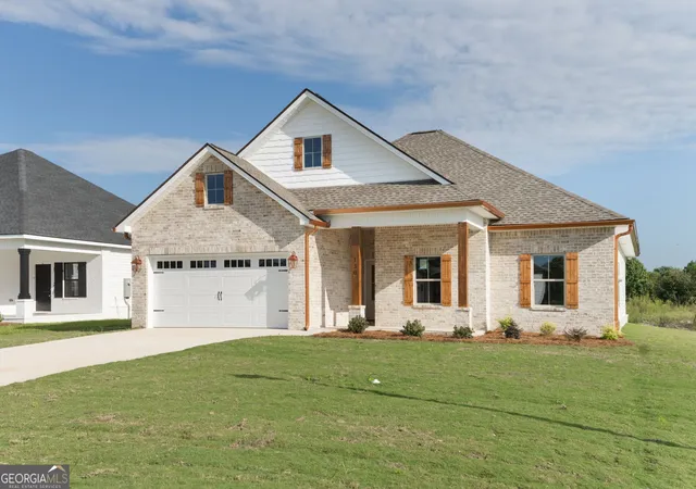 Photo 2 of Single family home for sale at 139 Early Dr, Byron, GA 31008 | MLS# 10875316 | Listing updated on 2026-10-27