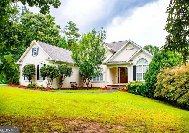 Photo 1 of Single family home for sale at 7046 Tara Dr, Villa Rica, GA 30180 | MLS# 10843830 | Listing updated on 2026-10-17