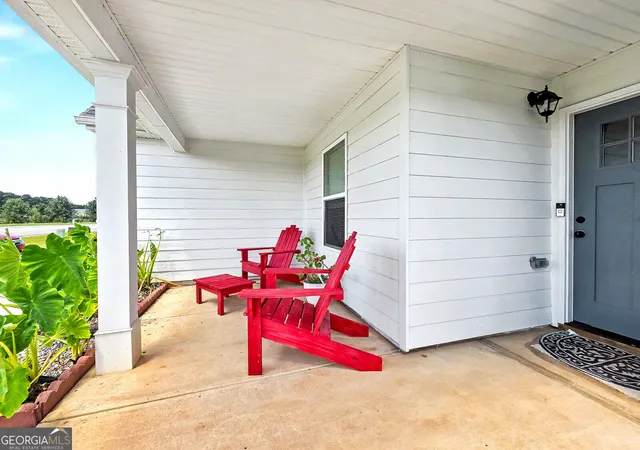 Photo 2 of Single family home for sale at 108 Creek Hvn Dr, Winterville, GA 30683 | MLS# 10822079 | Listing updated on 2026-10-18