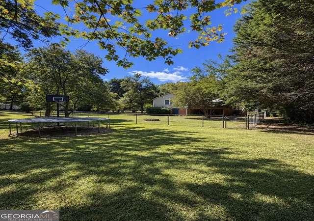 Photo 3 of Sale Pending at 83 3rd Street, Hartwell, GA 30643 | MLS# 10843654 | Listing updated on 2026-09-16
