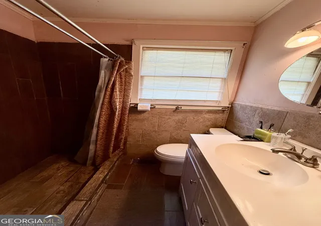 Photo 3 of Single family home for sale at 279 W Tate St, Elberton, GA 30635 | MLS# 10838337 | Listing updated on 2026-09-16