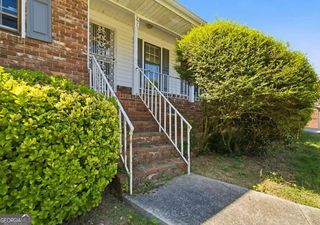 Photo 2 of Single family home for sale at 2710 Tanglewood Trl, Atlanta, GA 30344 | MLS# 10843397 | Listing updated on 2026-09-11