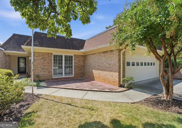 Photo 3 of Sale Pending at 4413 Village Oaks Ridge, Atlanta, GA 30338 | MLS# 10818545 | Listing updated on 2026-09-15