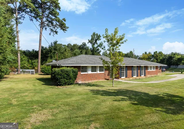 Photo 2 of Single family home for sale at 1841 Celeste Dr, Columbus, GA 31907 | MLS# 10841116 | Listing updated on 2026-09-06