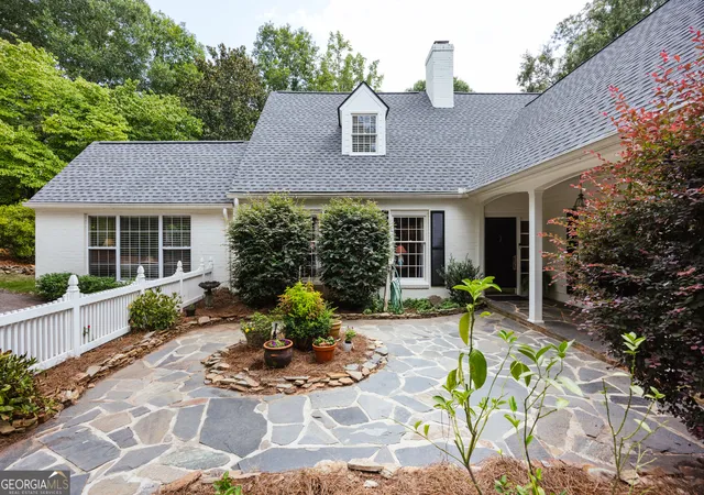 Photo 2 of Single family home for sale at 198 Xavier Dr, Athens, GA 30606 | MLS# 10840583 | Listing updated on 2026-09-10