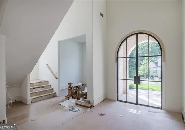 Photo 3 of Mansion for sale at 305 Hook Rd, Alpharetta, GA 30009 | MLS# 10786188 | Listing updated on 2026-09-17