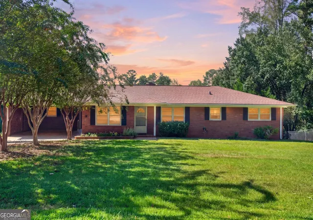 Photo 1 of Single family home for sale at 3813 Todd Dr, Oakwood, GA 30566 | MLS# 10852667 | Listing updated on 2026-10-08