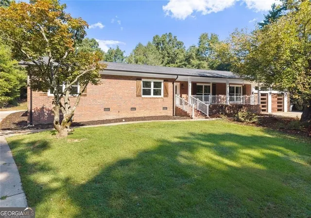 Photo 3 of Single family home for sale at 1492 Burns Dr Ne, Gainesville, GA 30501 | MLS# 10838100 | Listing updated on 2026-09-16