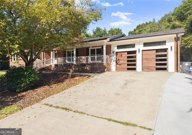 Photo 4 of Single family home for sale at 1492 Burns Dr NE, Gainesville, GA 30501 | MLS# 10838100 | Listing updated on 2026-09-16