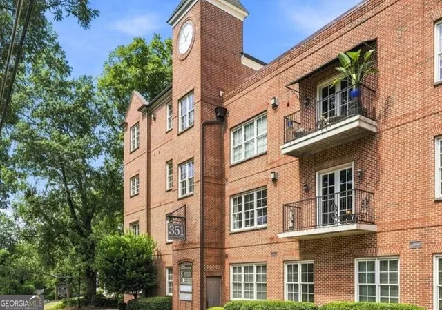 Photo 3 of Condo for sale at 315 Washington Ave Ne #209, Marietta, GA 30060 | MLS# 10843120 | Listing updated on 2026-09-14
