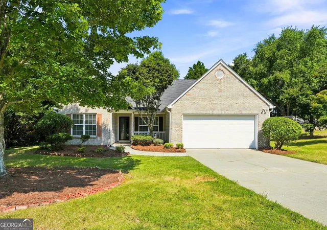 Photo 1 of Single family home for sale at 4293 Parks Ridge Dr Sw, Snellville, GA 30039 | MLS# 10840861 | Listing updated on 2026-09-19